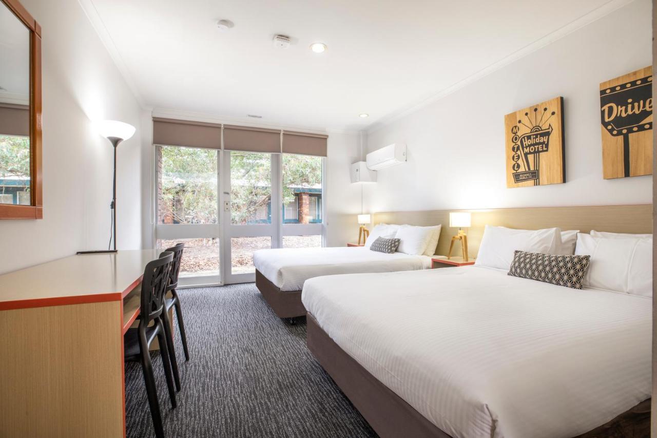 Burvale Hotel Nunawading Екстериор снимка