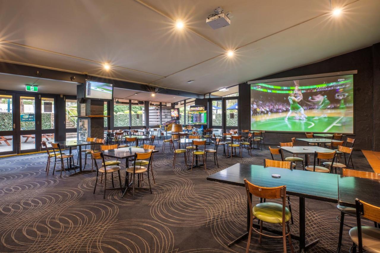 Burvale Hotel Nunawading Екстериор снимка