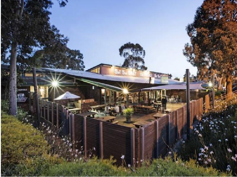 Burvale Hotel Nunawading Екстериор снимка